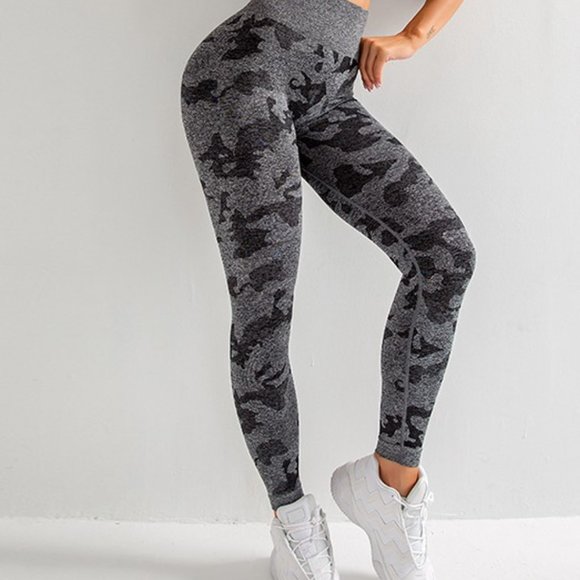 Seamless Camo Leggings Yoga Pants for Women - Picture 3 of 5